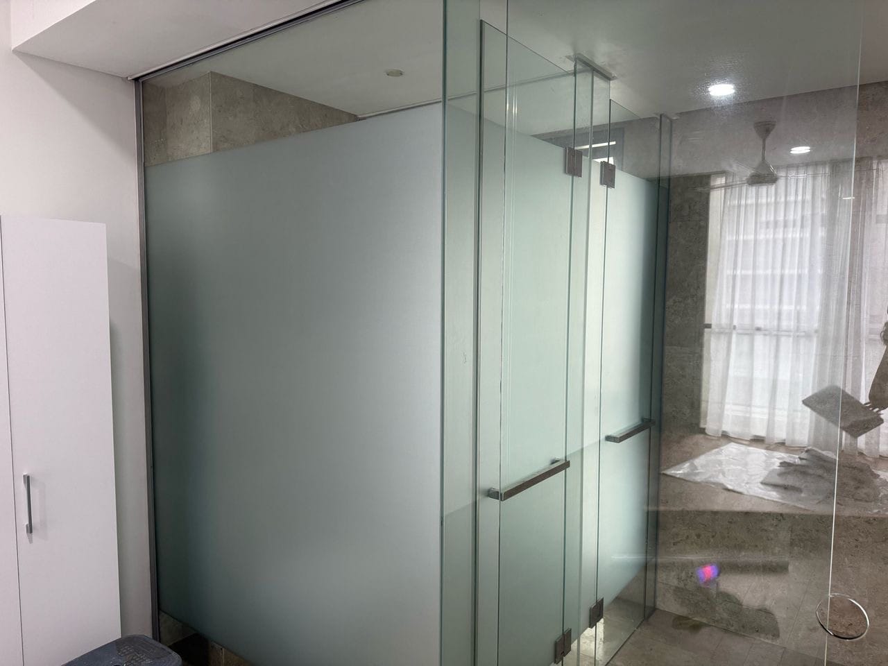 Modern Terrace House Bathroom